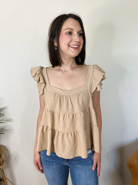 Nadia Camel top