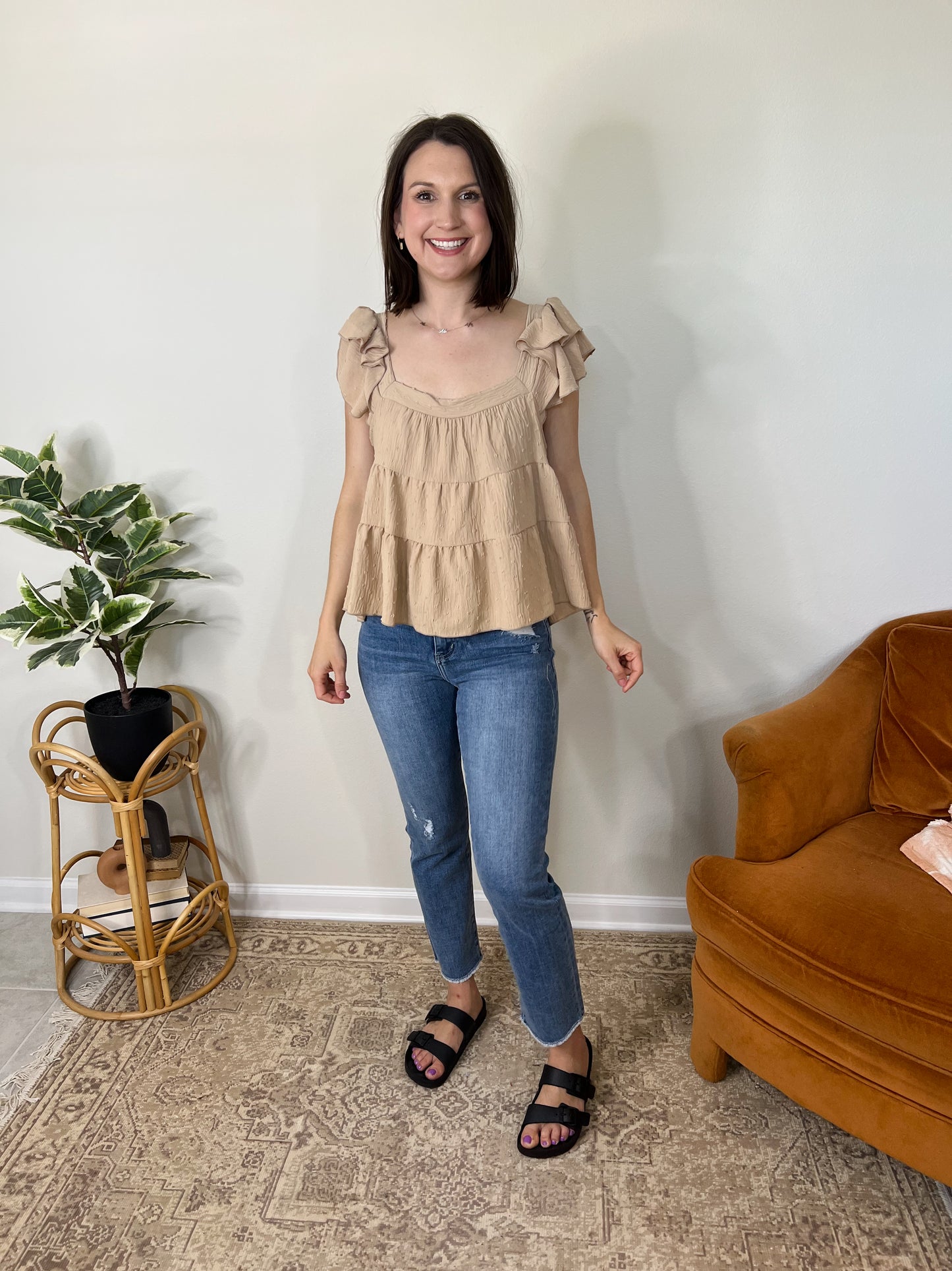 Nadia Camel top